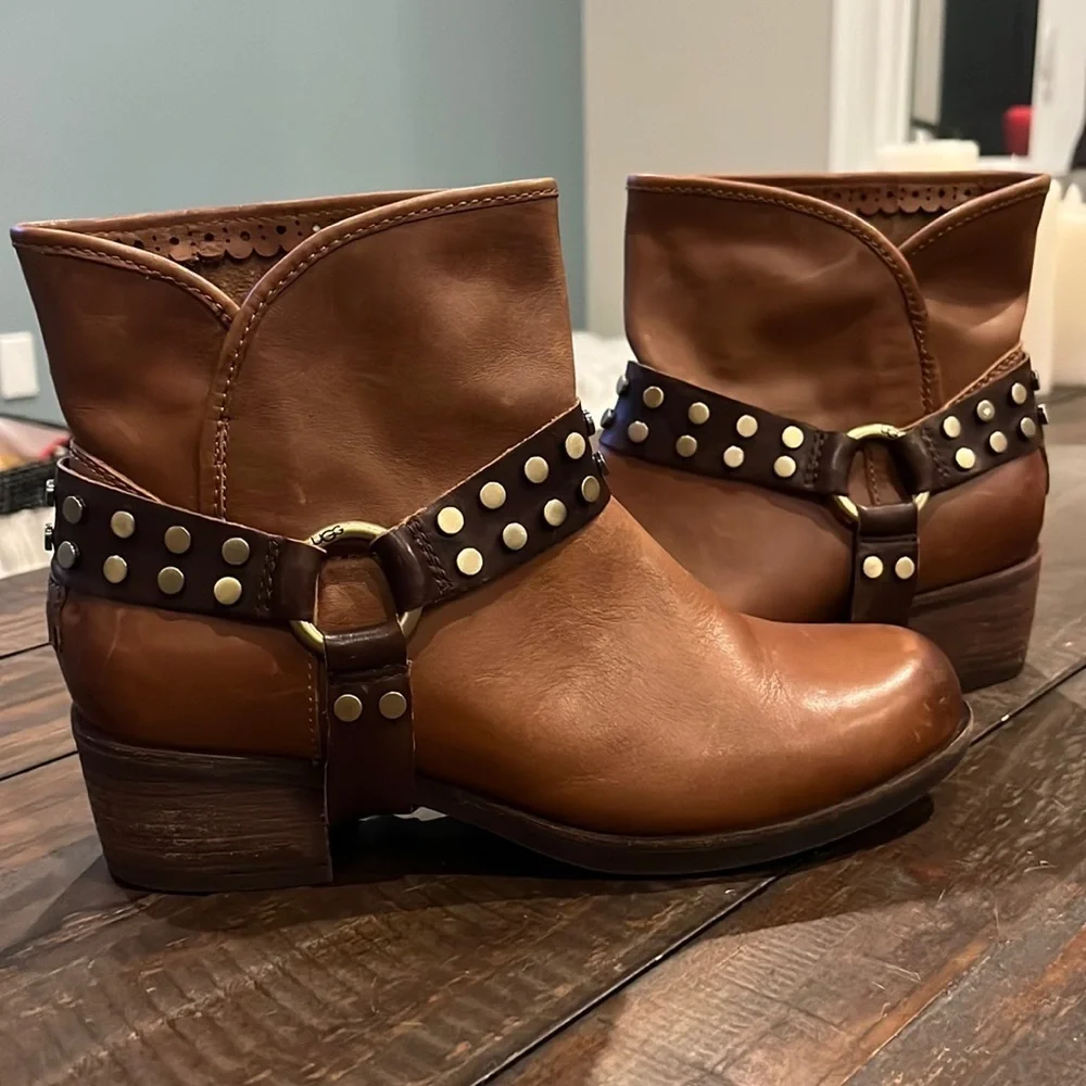 UGG Darling Harness Whisky Leather Ankle Boots - Picture 16 of 16